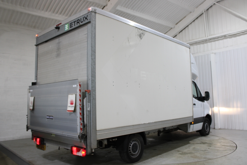 Mercedes-Benz Sprinter 