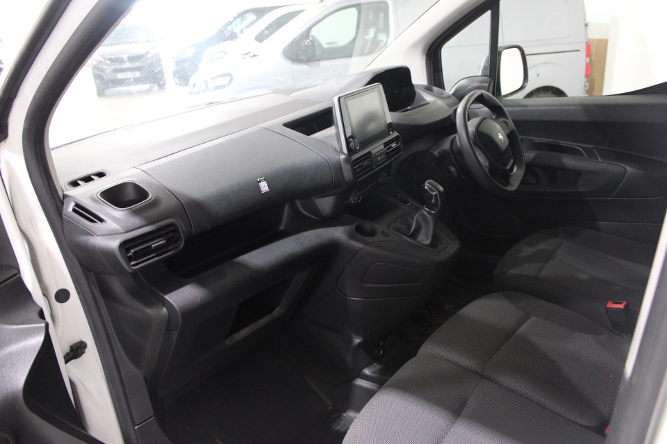 PEUGEOT PARTNER 