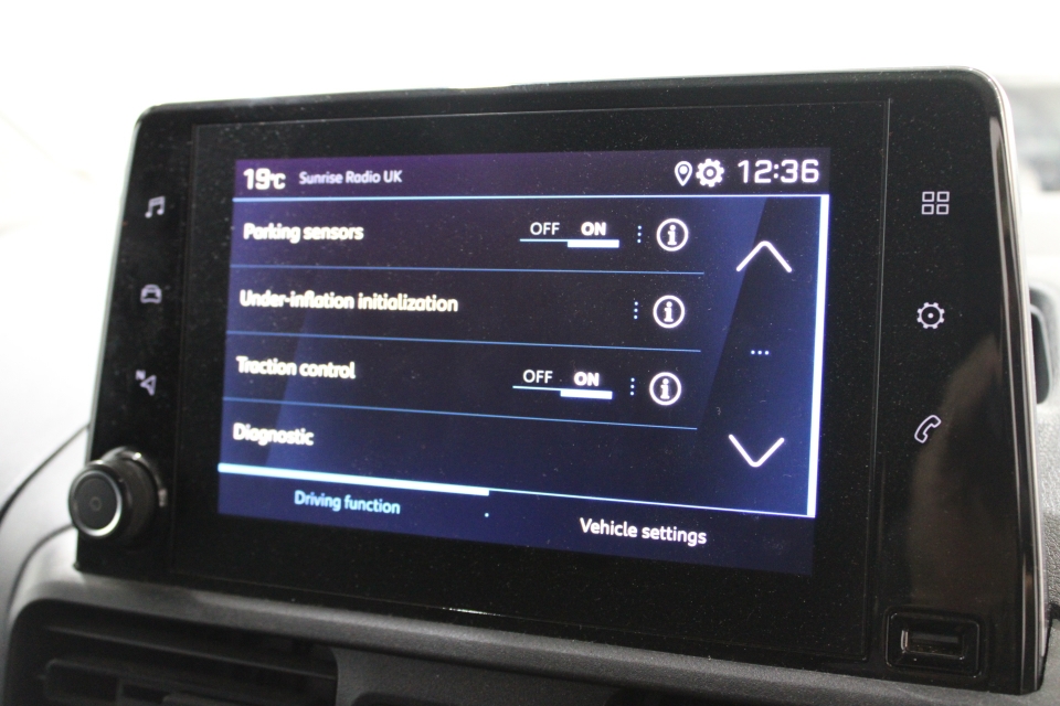 PEUGEOT PARTNER 