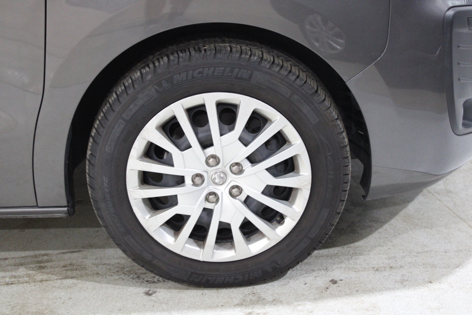 Vauxhall Vivaro 