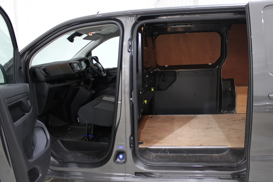 Vauxhall Vivaro 