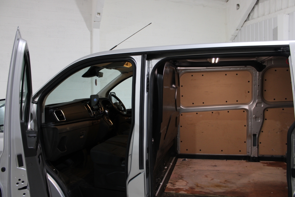 FORD TRANSIT CUSTOM 