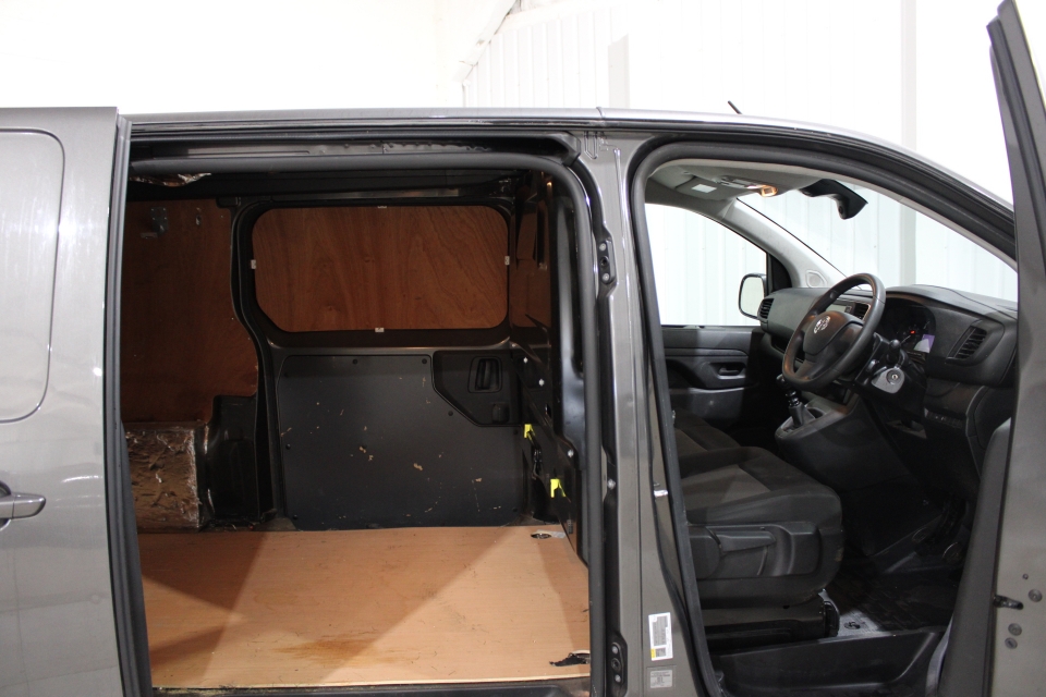 Vauxhall Vivaro 