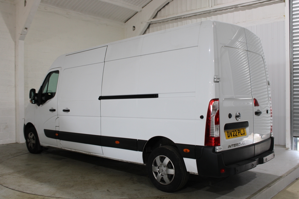 Nissan Interstar 