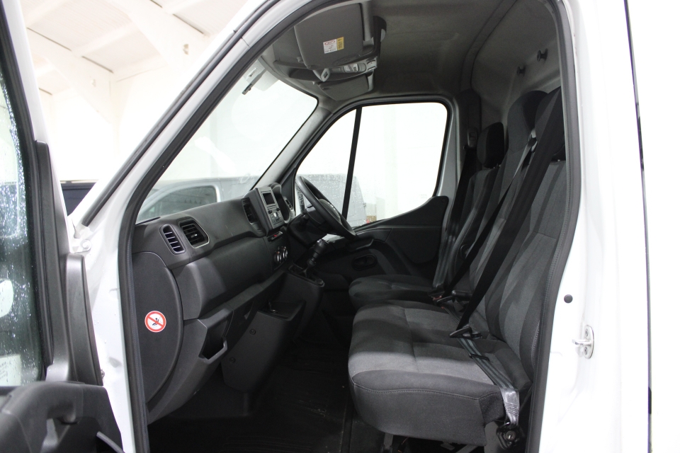 Nissan Interstar 