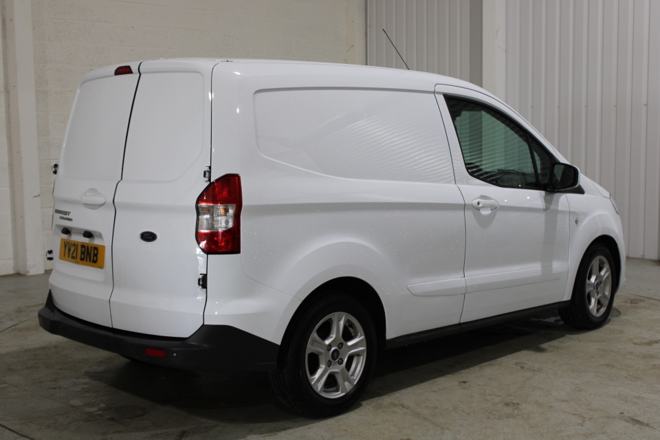 Ford Transit Courier 