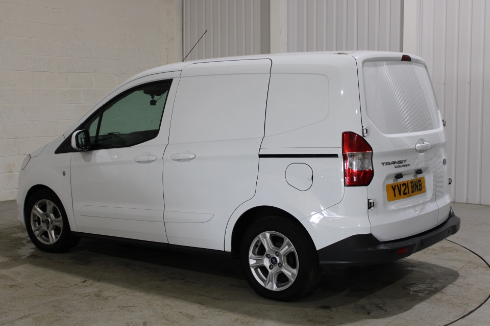 Ford Transit Courier 