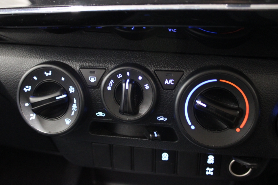 Toyota Hilux 