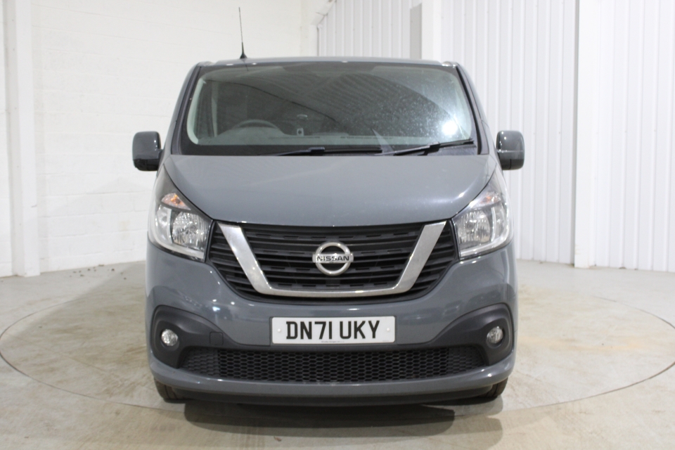 Nissan NV300 