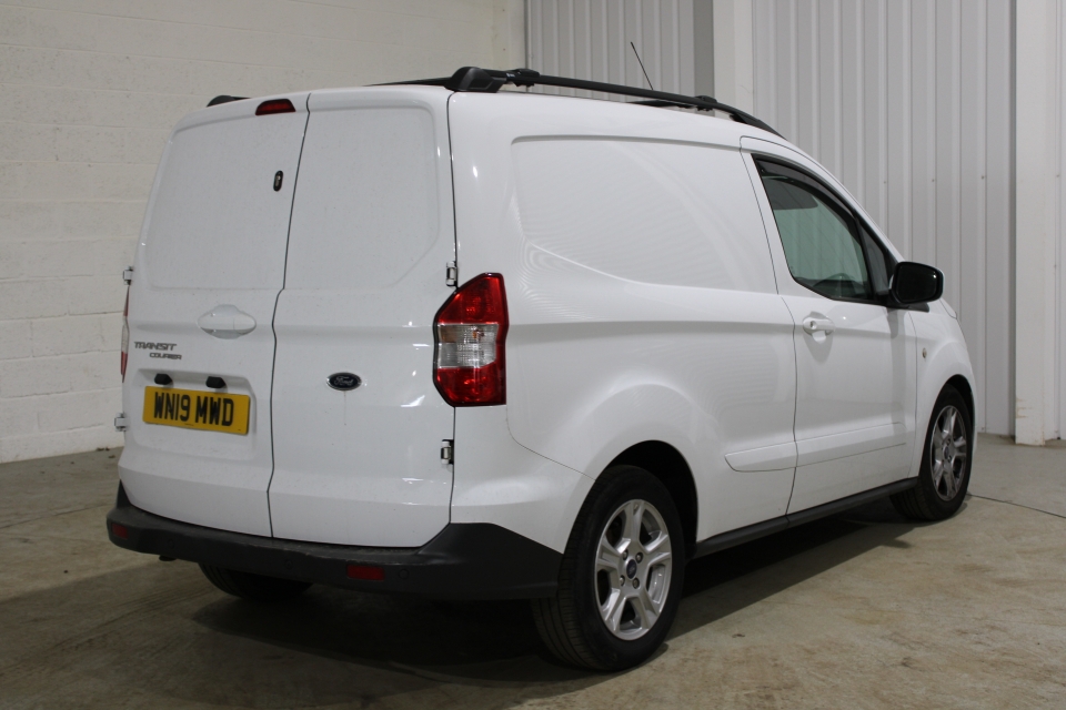 Ford Transit Courier 