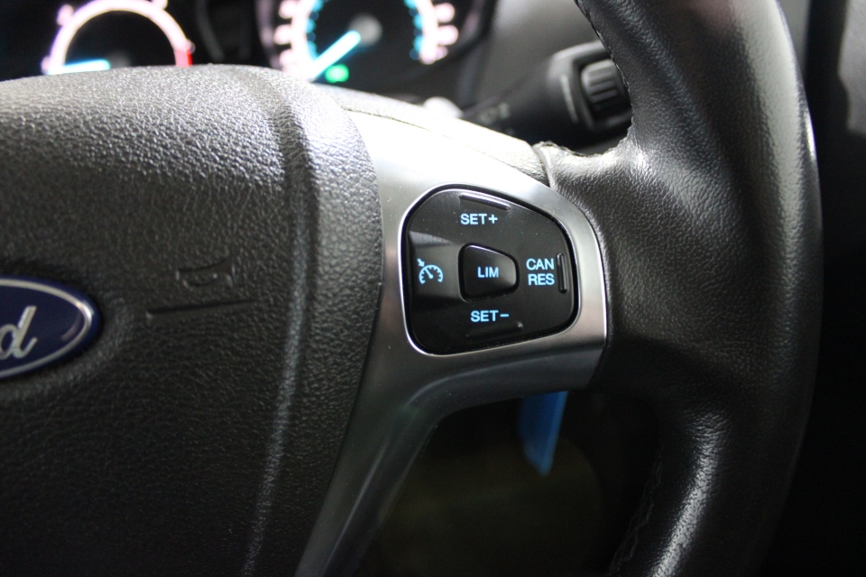 Ford Transit Courier 