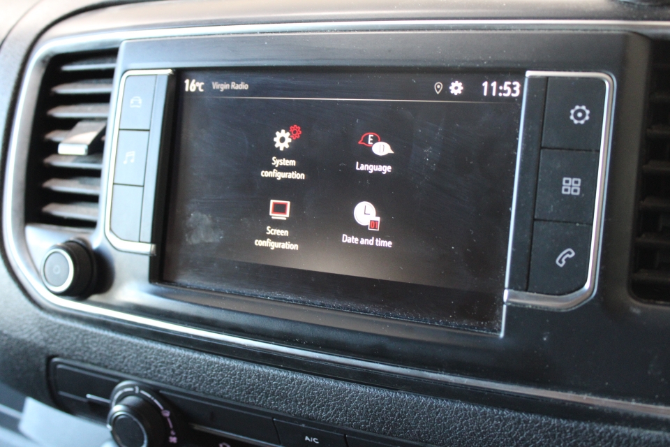 VAUXHALL VIVARO LIFE 