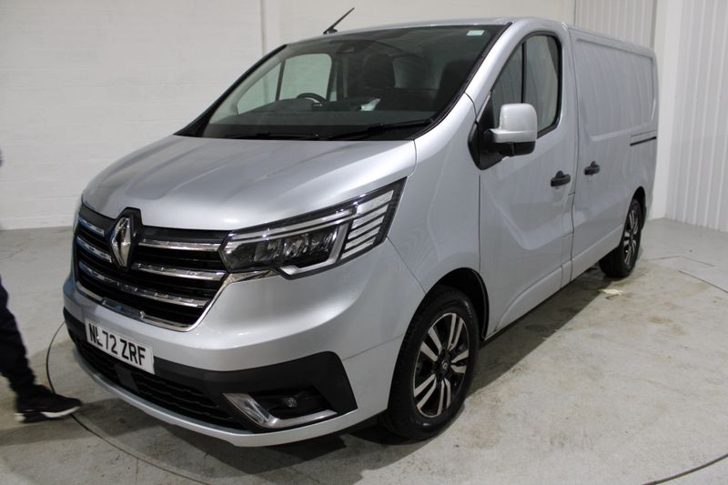 RENAULT TRAFIC 