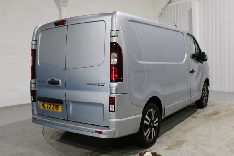 RENAULT TRAFIC 
