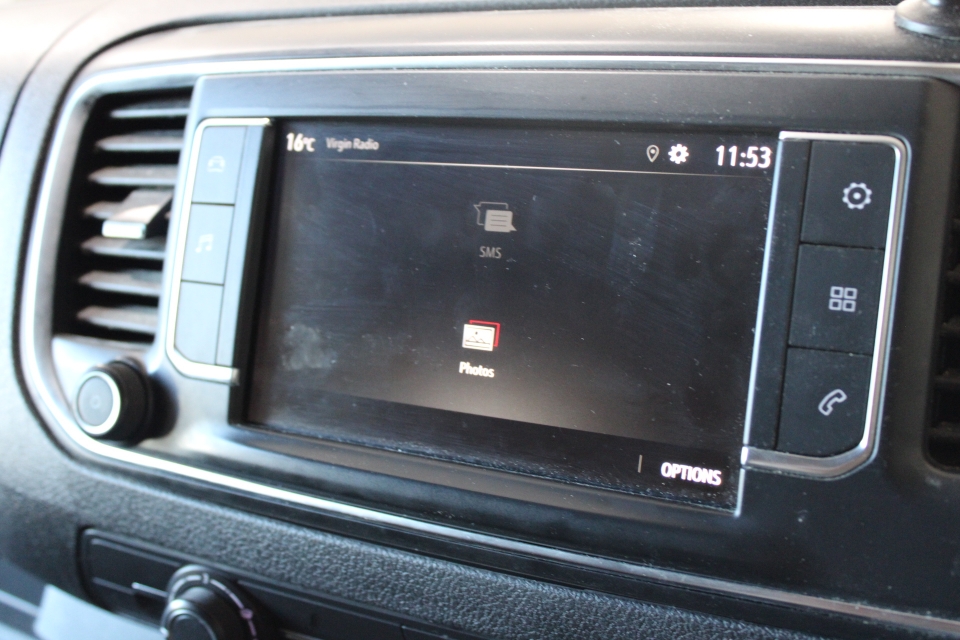 VAUXHALL VIVARO LIFE 