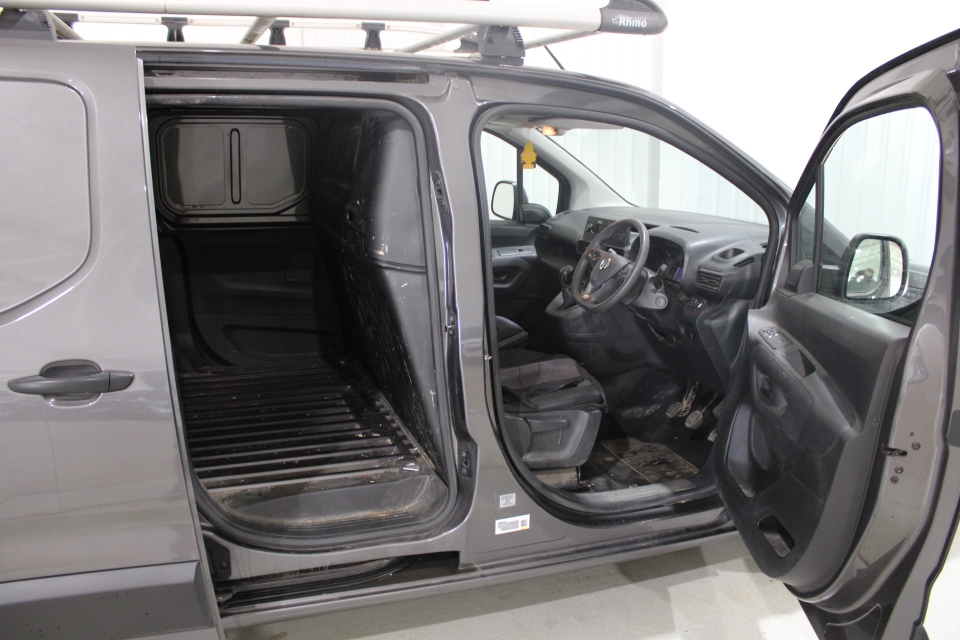 VAUXHALL COMBO 