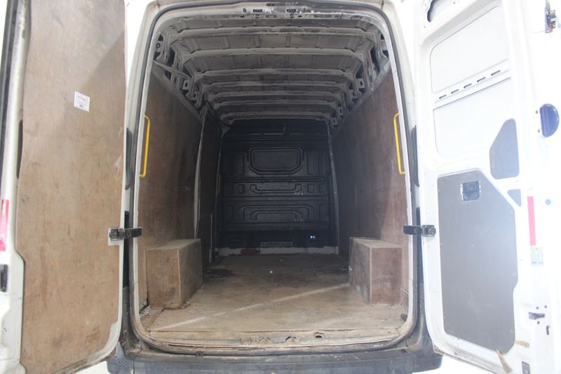 VOLKSWAGEN CRAFTER 