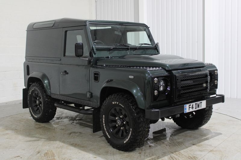 Land Rover Defender 90 